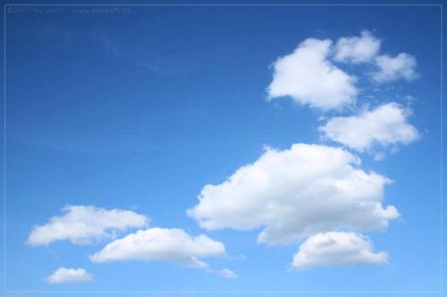 happy clouds by Kiwisaft.de